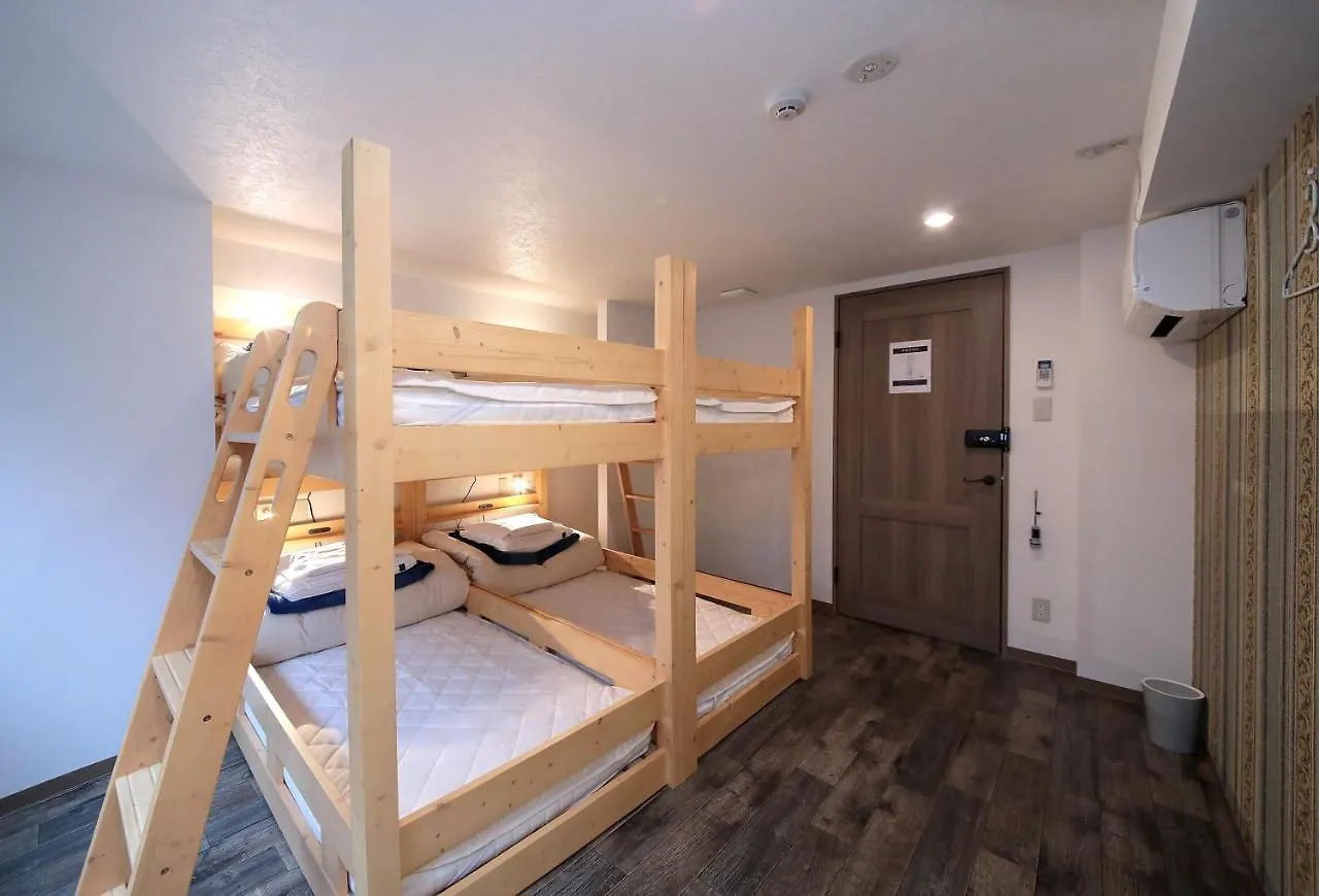 Trip & Sleep Hostel Nagoya 0*,